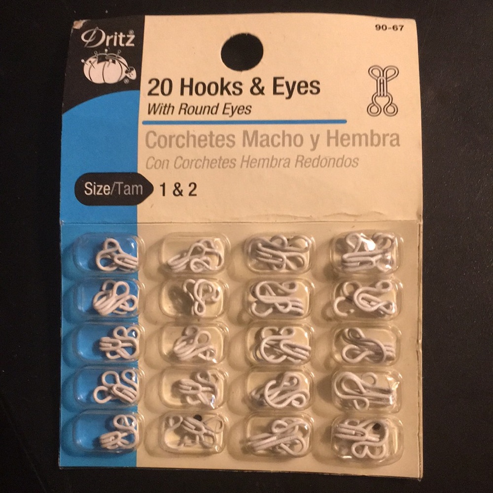 NEW vintage Dritz Hooks & round Eyes Size 1 & 2 White #90-67 Sewing Notion